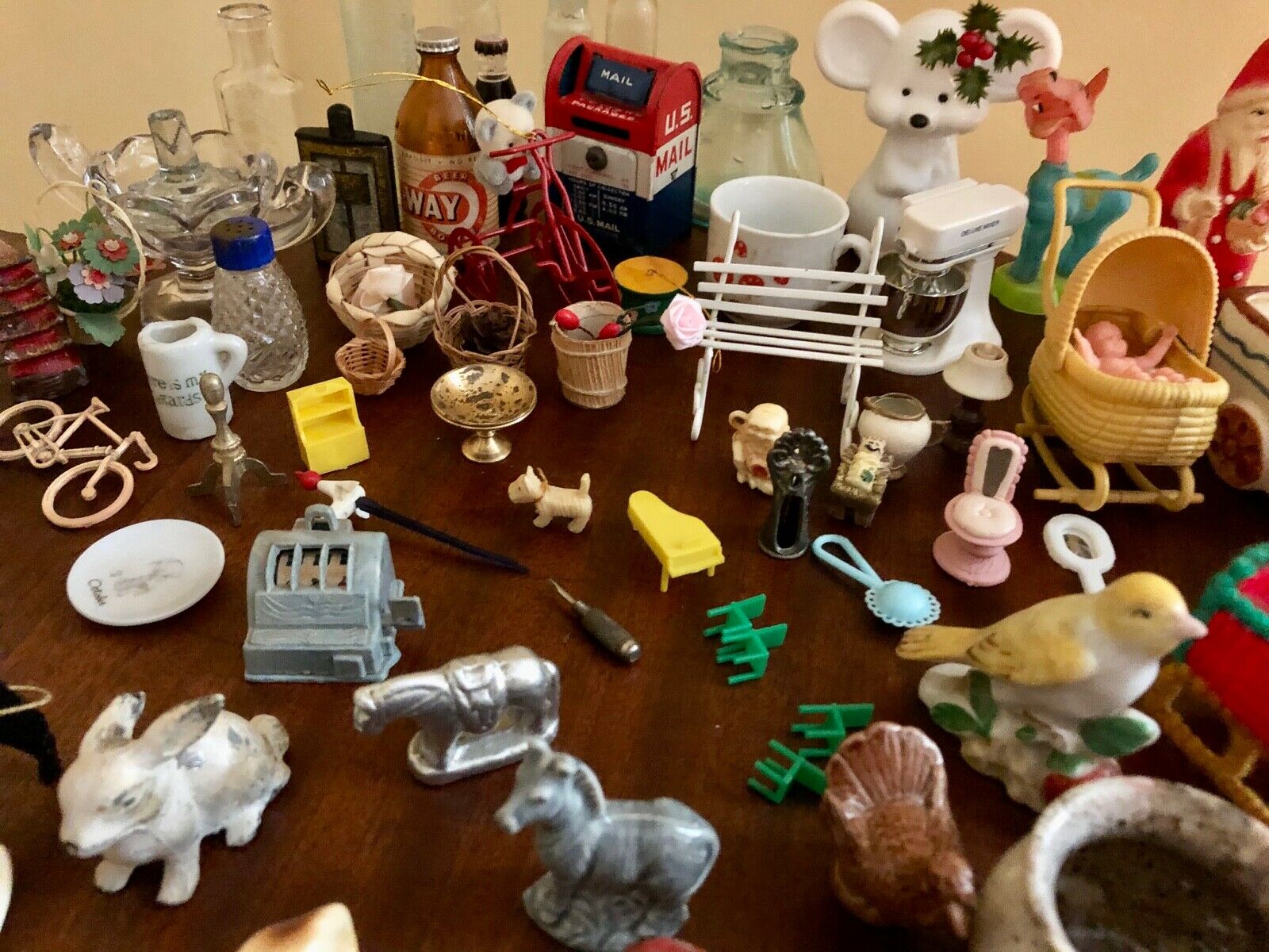 Assorted Dollhouse And Other Miniatures
