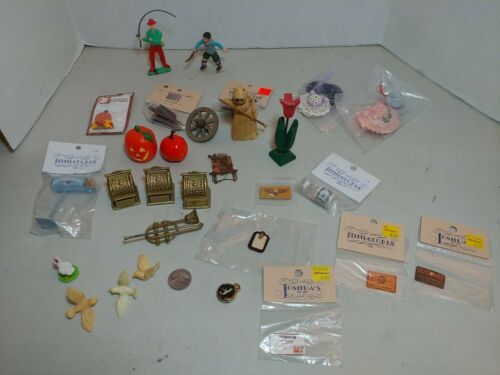 Lot Of Miscellaneous Dollhouse Miniatures Some New Some Used See Pics